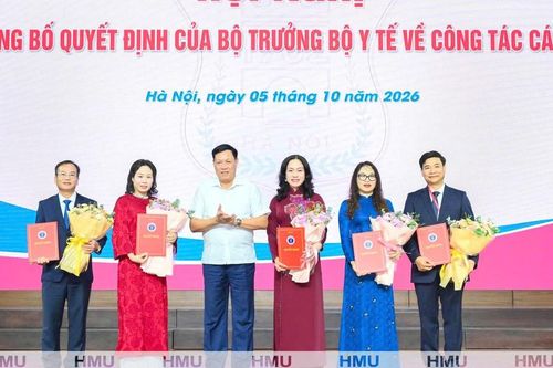 Bộ Y tế trao quyết định bổ nhiệm, bổ nhiệm lại Phó Hiệu trưởng Trường Đại học Y Hà Nội