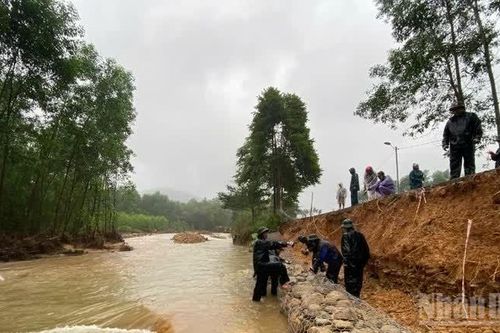 Cảnh báo lũ quét, sạt lở đất do mưa lớn tại các tỉnh Hà Tĩnh, Quảng Trị và thành phố Huế