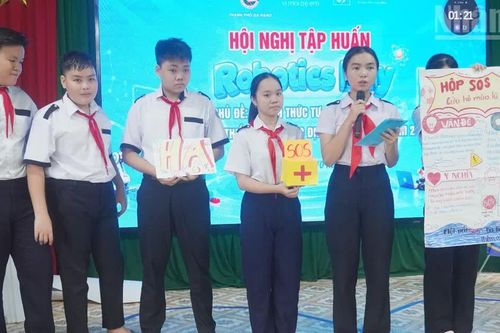 Đà Nẵng: 'Đánh thức tư duy công nghệ' cho học sinh miền núi
