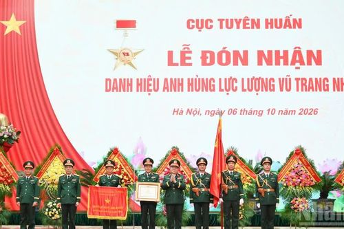 Cục Tuyên huấn đón nhận danh hiệu Anh hùng Lực lượng vũ trang nhân dân