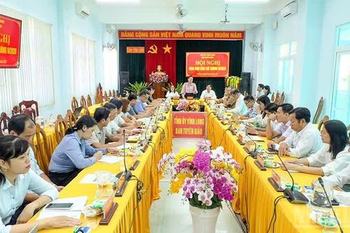 Vĩnh Long: Báo chí cần đẩy mạnh tuyên truyền các chiến dịch trọng điểm