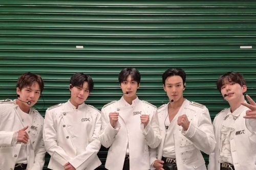 MONSTA X 'tái khởi động' chuyến lưu diễn Bắc Mỹ
