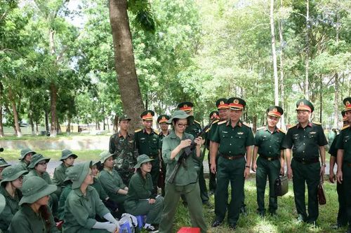 Đề xuất không dạy, học Giáo dục quốc phòng và an ninh trực tuyến