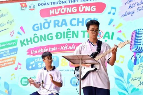 'Giờ chơi không điện thoại' được nhân rộng ở nhiều trường học