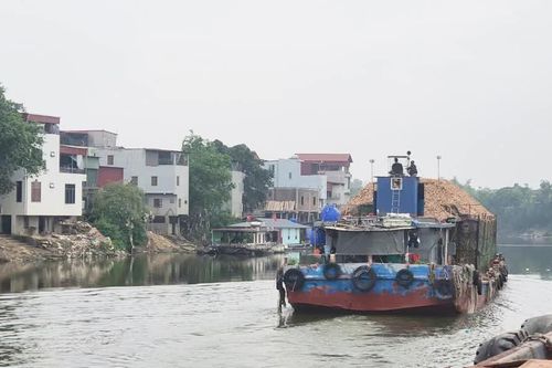 Bắc Ninh: Hạn chế giao thông đường thủy trên sông Cầu qua phường Kinh Bắc