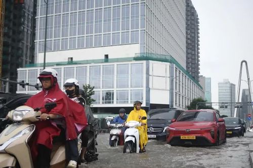 Nhiều nơi ở Nam Bộ, TPHCM mưa lớn vào chiều tối nay