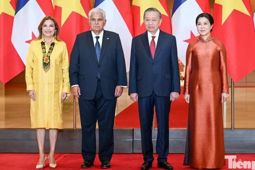 Tổng Bí thư, Chủ tịch nước đón và hội đàm với Tổng thống Panama