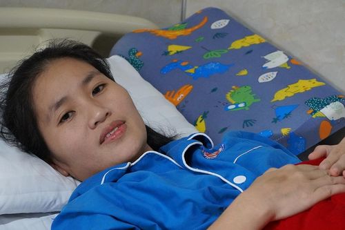 Cô giáo bị xe tải cán khi lao ra cứu học sinh: 'Tôi ước được trở lại bục giảng'