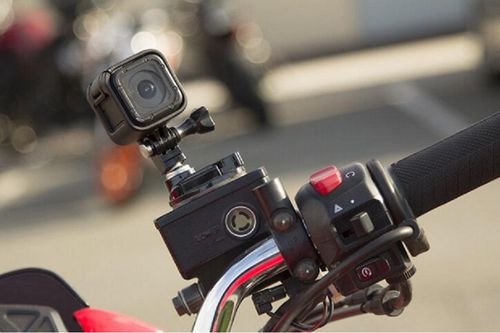 Có nên tự đấu nối camera hành trình vào hệ thống điện của xe máy?