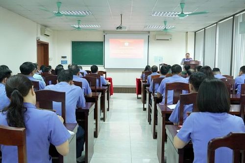 Khai giảng Lớp bồi dưỡng kỹ năng kiểm sát các vụ án tham nhũng, chức vụ, kinh tế