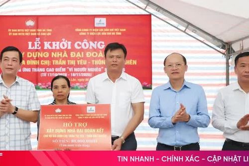 Phó Bí thư Thường trực Tỉnh ủy dự lễ trao mô hình sinh kế, khởi công nhà đại đoàn kết cho người nghèo
