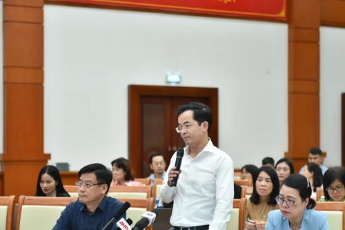 Bộ Tài chính thông tin về đánh thuế đất bỏ hoang, chậm đưa vào sử dụng
