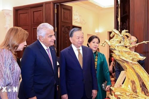 Tổng Bí thư, Chủ tịch nước và Phu nhân chủ trì tiệc chiêu đãi chào mừng Tổng thống Panama và Phu nhân
