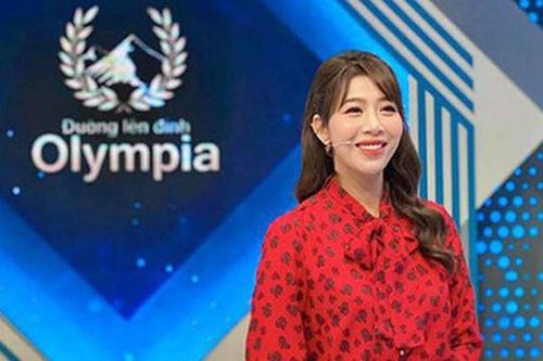 Nữ BTV, MC từng dẫn Đường lên đỉnh Olympia giờ là mẹ đơn thân ở biệt thự sang, giàu cỡ nào?