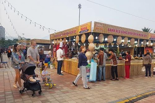 9 tháng Đà Nẵng đón gần 16 triệu lượt khách, doanh thu 57.000 tỷ đồng