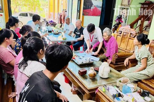 Vĩnh Lộc đưa dịch vụ công lưu động đến với người dân