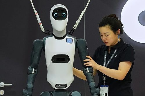 Robot hình người: Trung Quốc chế tạo, nhưng Đức có thể cung cấp khớp nối và bàn tay