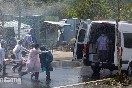 Phó Chủ tịch Thường trực HĐND tỉnh An Giang dự diễn tập tại xã Thoại Sơn