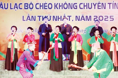 Bắc Ninh: Rộn ràng chiếu chèo