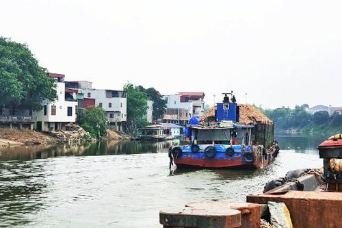 Thành phố Bắc Ninh hạn chế giao thông đường thủy trên sông Cầu qua phường Kinh Bắc