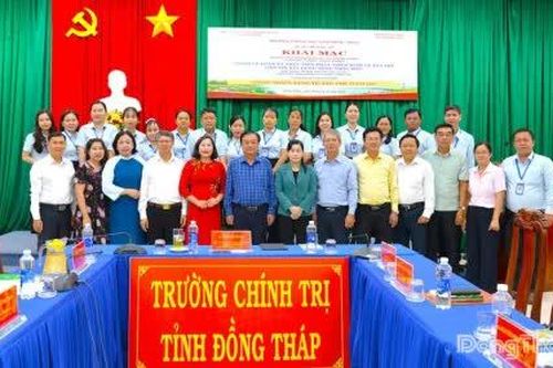 Trường Chính trị Đồng Tháp: Giảng thử nghiệm chuyên đề 'Phát triển kinh tế tập thể ở cơ sở'