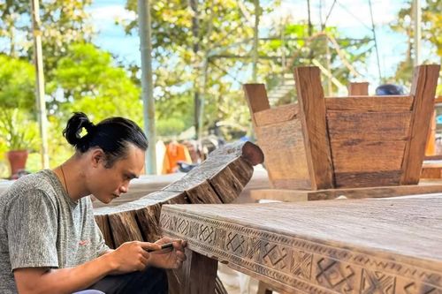 Đưa hoa văn Tây Nguyên vào đời sống hiện đại