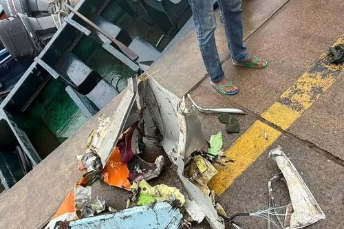Nigeria để quốc tang 3 ngày sau vụ rơi máy bay khiến 32 người thiệt mạng