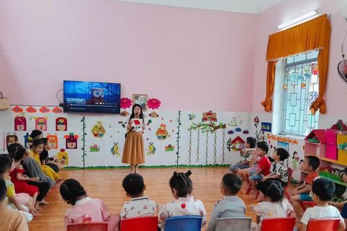 Gia Lai áp dụng mức thu tối đa đối với các dịch vụ hỗ trợ giáo dục từ ngày 15-10