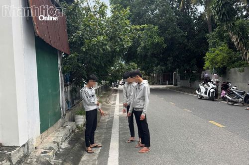Công an xã Cam Lâm xác minh, xử lý vụ bạo lực học đường