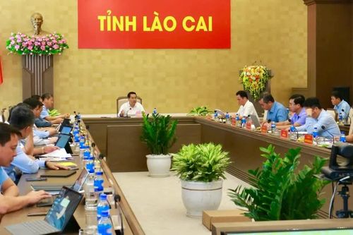 UBND tỉnh Lào Cai bàn giải pháp hoàn thành mục tiêu tăng trưởng năm 2026