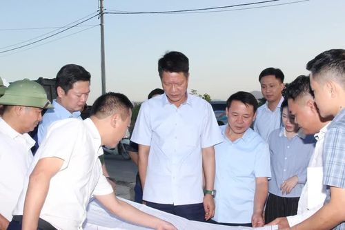 Tập trung cao độ giải phóng mặt bằng, xây dựng khu tái định cư