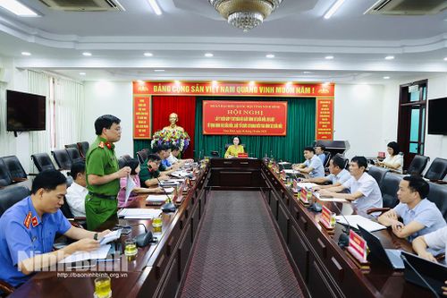 Đoàn đại biểu Quốc hội tỉnh lấy ý kiến góp ý vào dự thảo một số Bộ luật và Luật sửa đổi