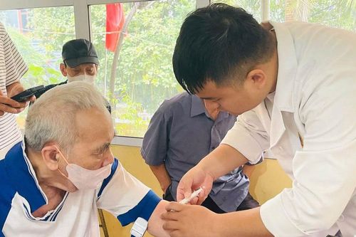 Khám bệnh miễn phí cho hơn 72 nghìn lượt người cao tuổi
