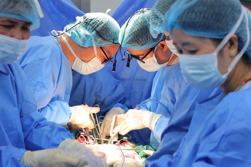 6 bệnh nhân được hồi sinh nhờ nguồn tạng hiến từ người chết não