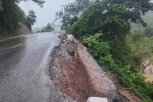 Chủ động gia cố cầu, đường trước nguy cơ mưa lũ, ngập lụt