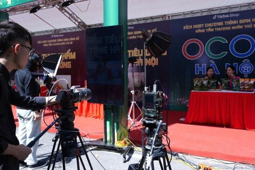 Hà Nội kích hoạt “Gian hàng số”, đưa OCOP lên TikTok