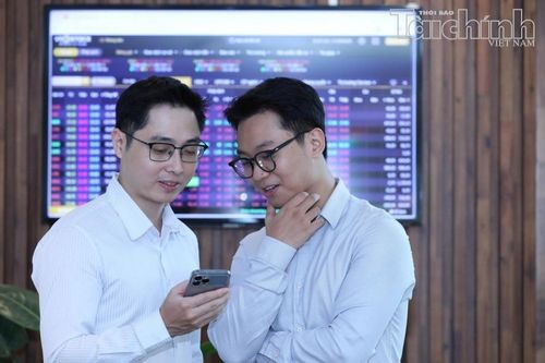 Chứng khoán ngày 6/10: Thanh khoản khởi sắc, VN-Index đảo chiều tăng điểm