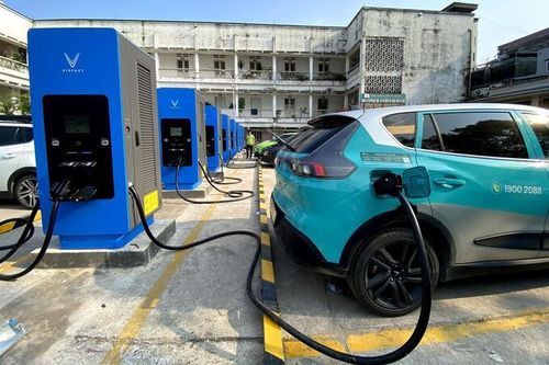 Trạm sạc xe điện phải đáp ứng loạt yêu cầu an toàn từ tháng 7/2027