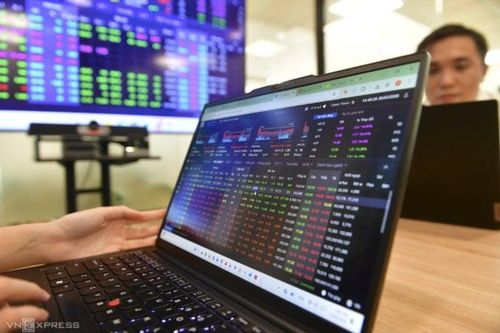 VN-Index tăng gần 6 điểm, khối ngoại bán ròng hơn 2.700 tỷ đồng