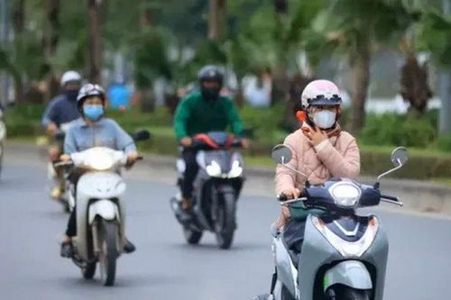 Bắc Bộ lạnh hơn, Trung Bộ mưa lớn kéo dài