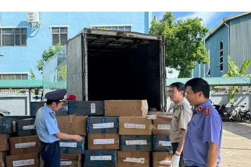 Quảng Ninh tiêu hủy gần 40.000 bao thuốc lá ngoại nhập lậu