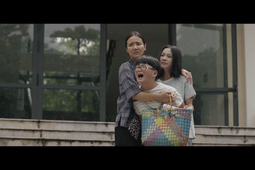 Căn nhà không mái che: Khi những người xa lạ tìm thấy một mái ấm