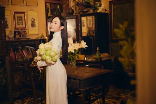 Quán quân Tiếng hát Hà Nội 2024 dùng AI tái hiện Hà Nội xưa trong MV thính phòng
