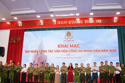 Đổi mới tư duy và nâng cao chất lượng công tác văn hóa trong CAND
