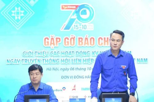 Hai chiến sĩ Công an được nhận giải thưởng Nguyễn Chí Thanh