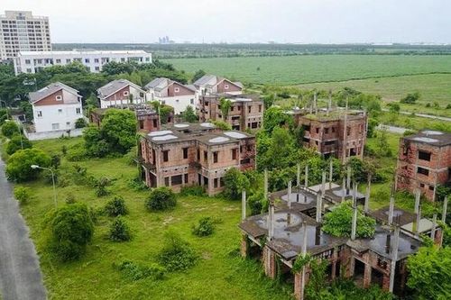 Đề xuất đánh thuế đất bỏ hoang cao gần 7 lần trong hạn mức