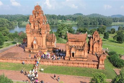 Làng Văn hóa - Du lịch các dân tộc Việt Nam được công nhận là khu du lịch cấp thành phố