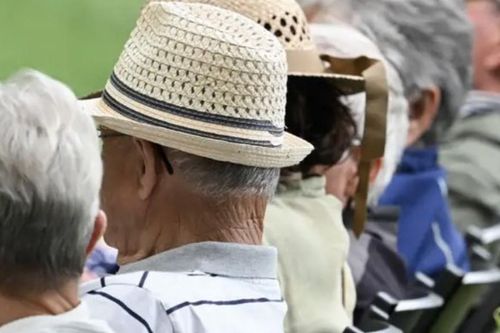 Sau nghỉ hưu, chúng tôi đã 'hâm nóng' tình cảm bằng những điều rất nhỏ