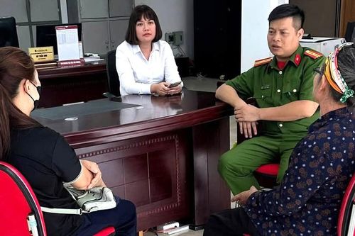 Suýt mất hàng trăm triệu vì món quà 'bạn trai ngoại quốc' quen qua mạng gửi tặng