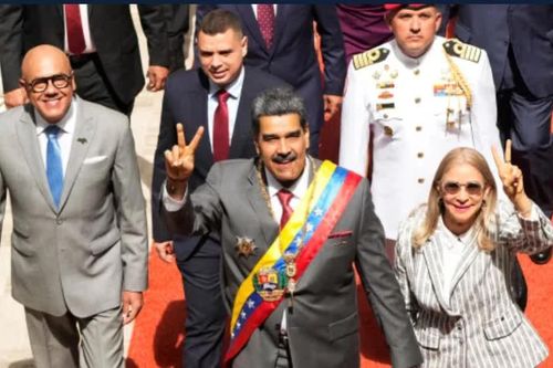 Vợ ông Maduro xin tại ngoại để phẫu thuật tim
